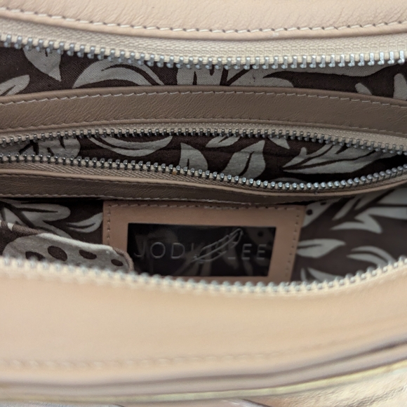 Jodi Lee Lotus Sample Bag - Picture 4 of 4